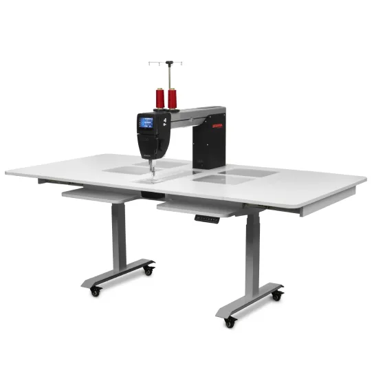 Bernina Q20 with Lift Table