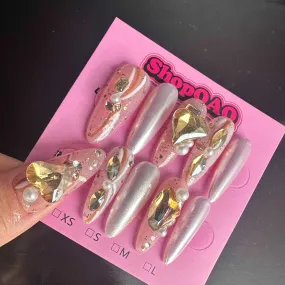Champagne Gold Luxe | High-End Handcrafted Press-On Nails with Rhinestones – Elegant, Versatile, White-Enhancing Nail Strips