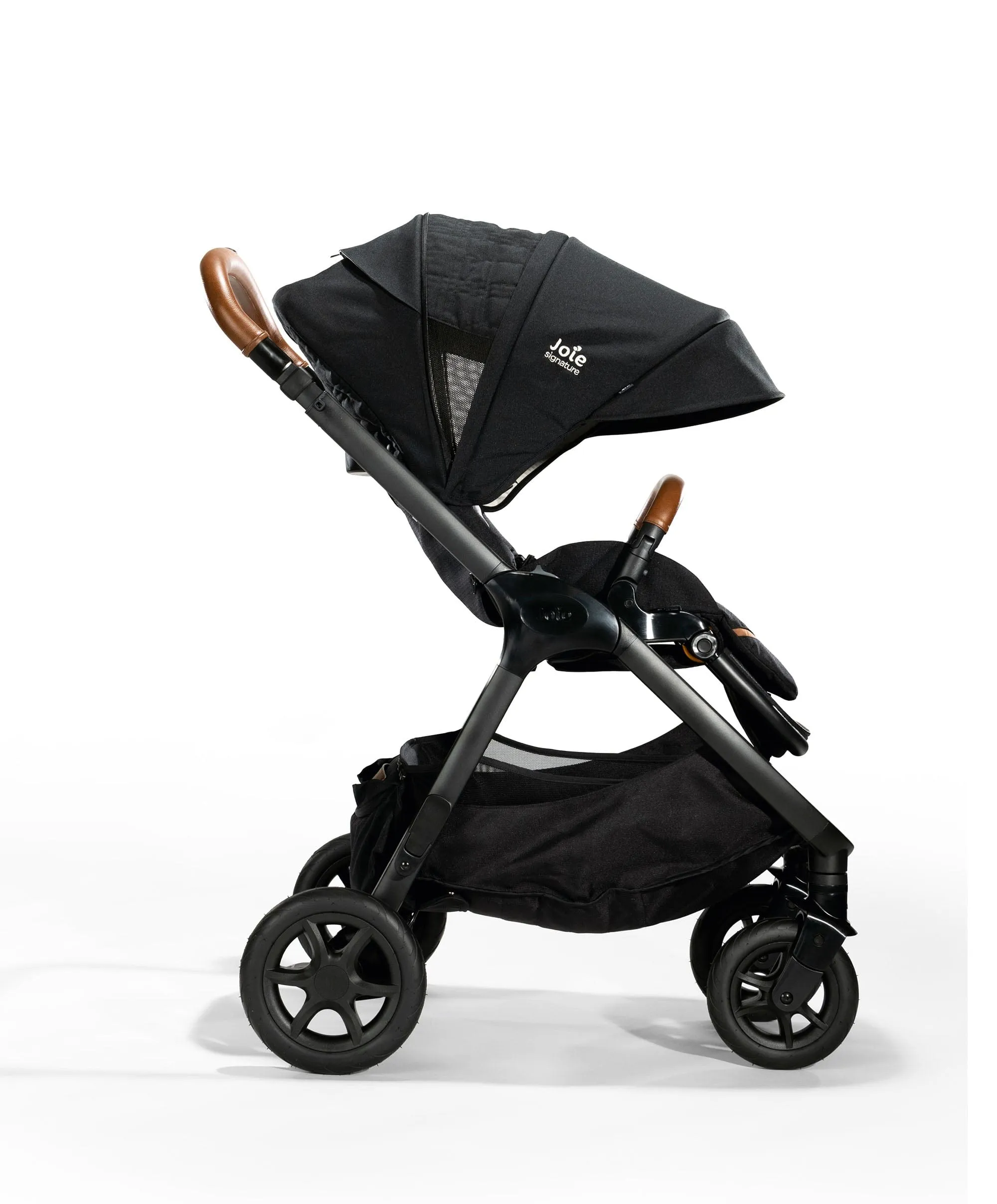 Joie Signature Finiti&trade; Pushchair Bundle with i-Level&trade; Recline Car Seat (4 Pieces) - Eclipse