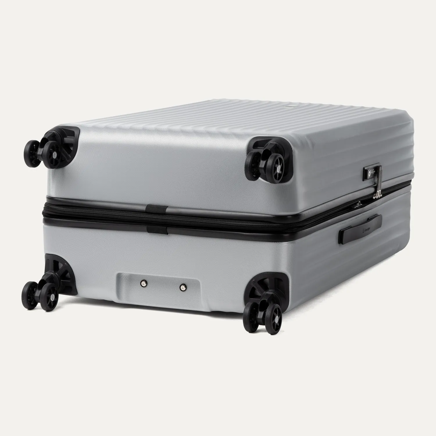 Maxlite® Air Large Check-In Hardside Spinner