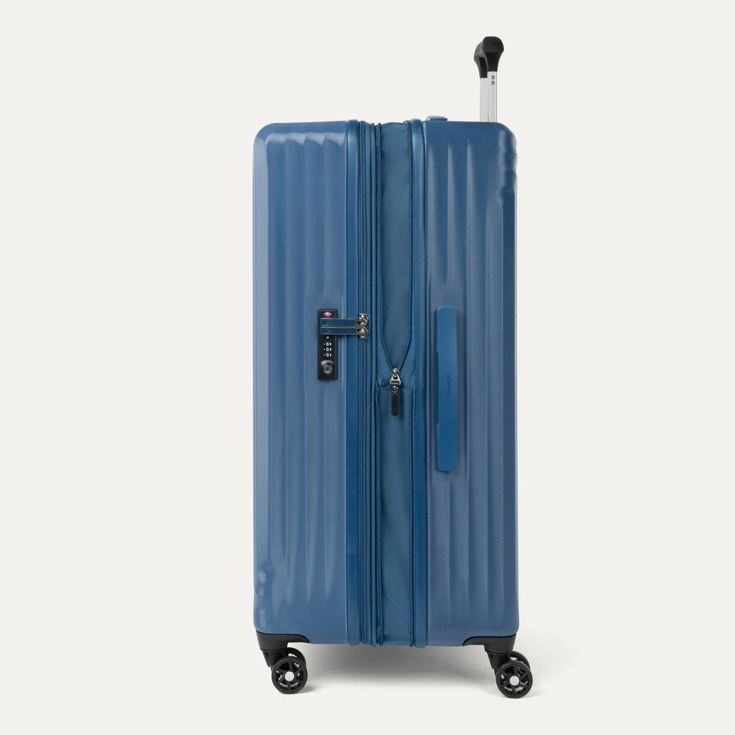 Maxlite® Air Large Check-In Hardside Spinner