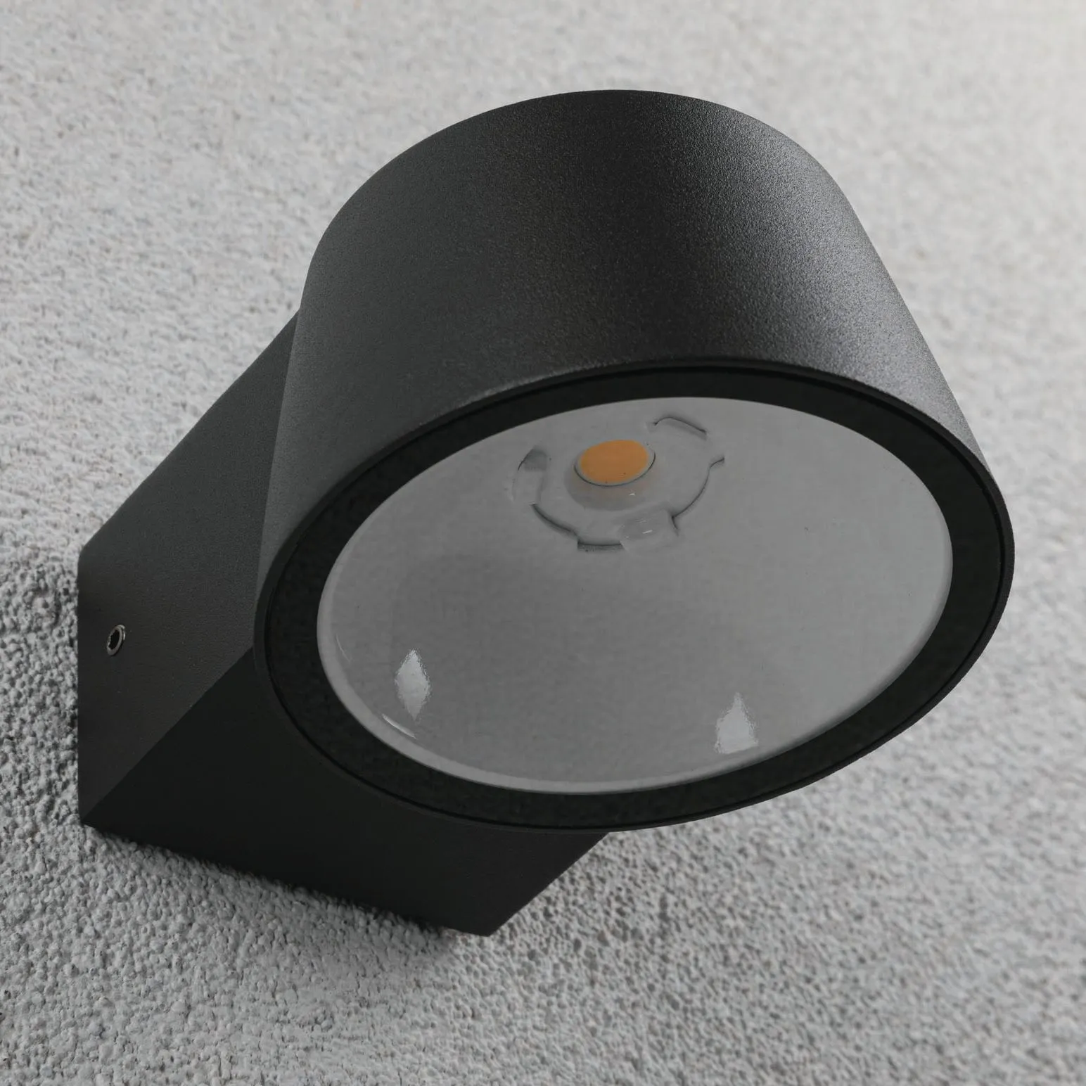 Outdoor Capea 8W LED Wall Light in Anthracite