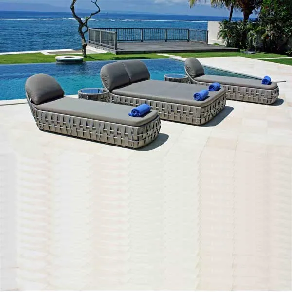 Outdoor Furniture Wicker Sun Lounger - Strips
