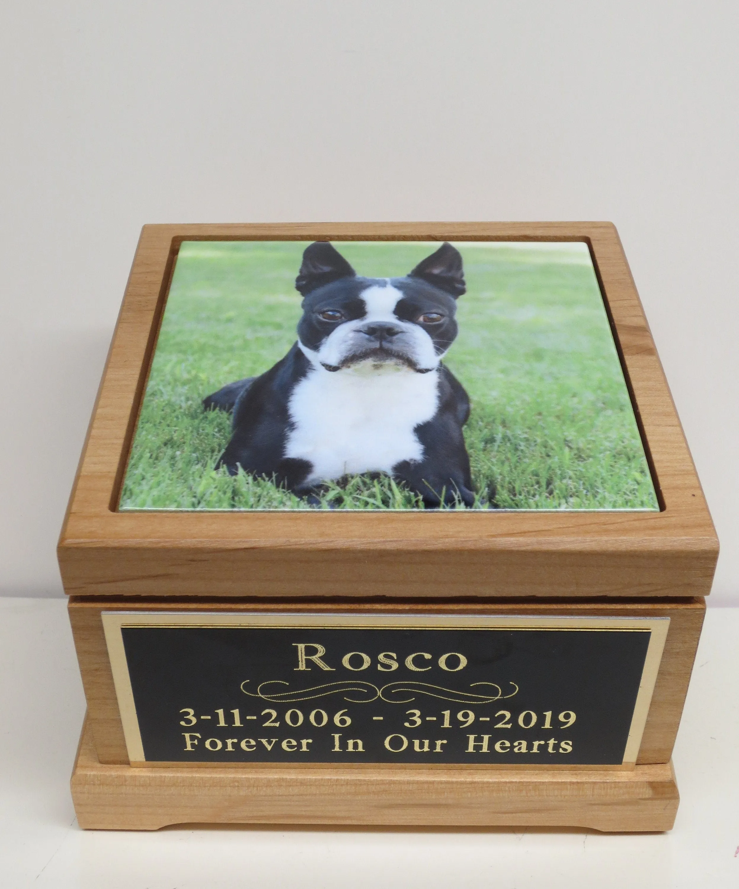 Pet Urn Dog Urn Pet Memorial Keepsake Small Cremation Urn Custom Photo Personalized Tile & Tag Cat Urn Red Alder Wood Urn Dog UpTo 25lbs