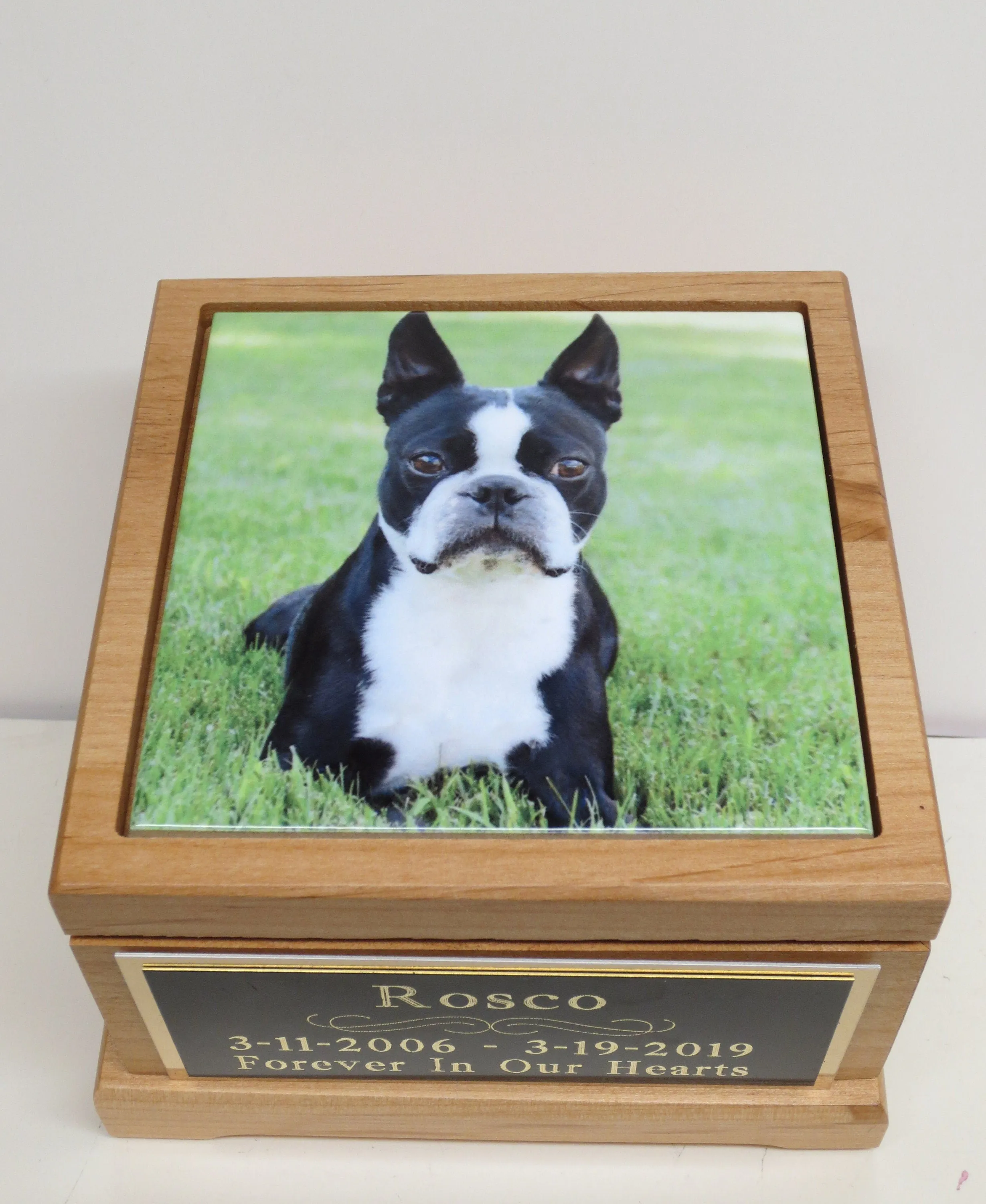 Pet Urn Dog Urn Pet Memorial Keepsake Small Cremation Urn Custom Photo Personalized Tile & Tag Cat Urn Red Alder Wood Urn Dog UpTo 25lbs