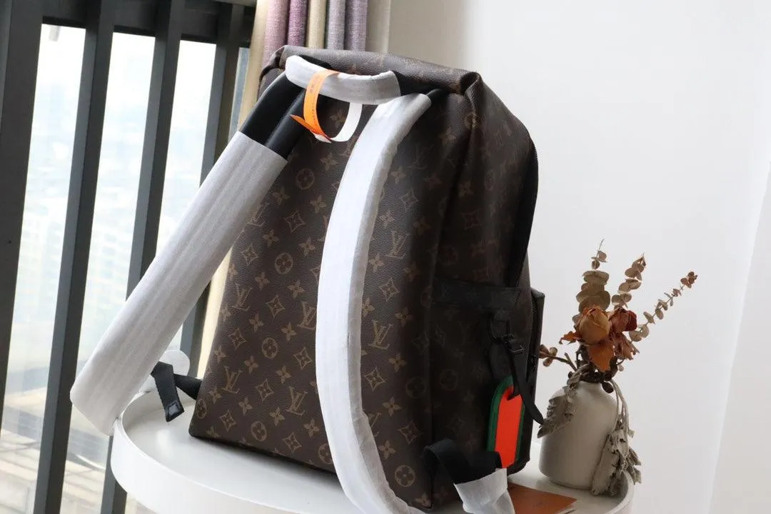SO - LV DISCOVERY BACKPACK MONOGRAM M57965