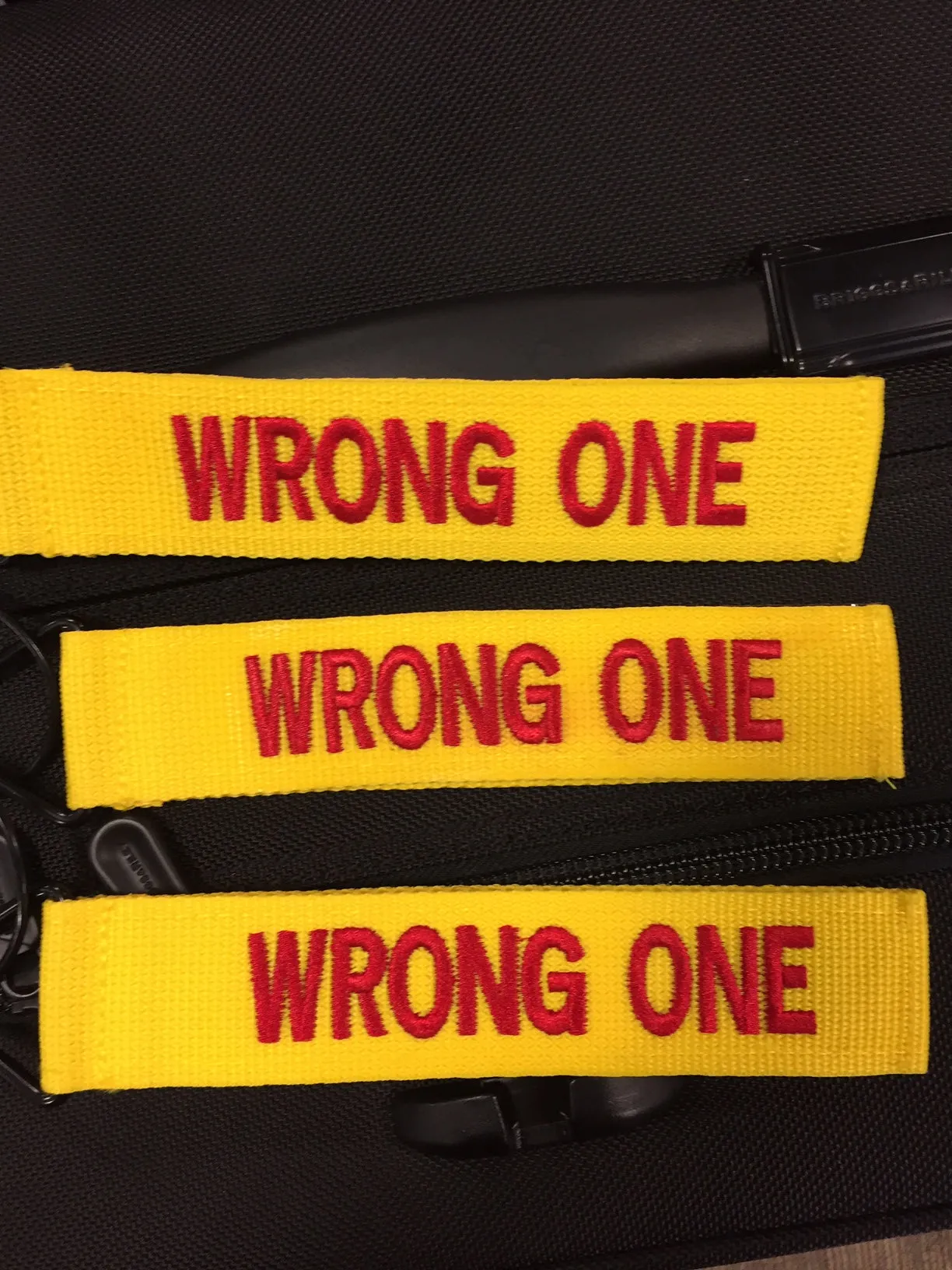 TudeTag - "WRONG ONE" Luggage Tag Identifier
